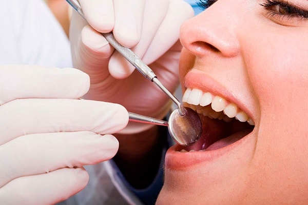 Dentists and Teeth Whitening